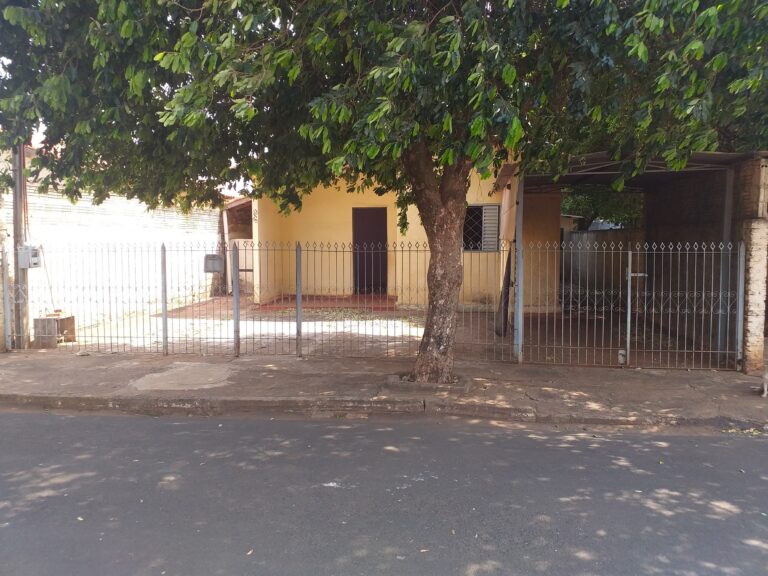 ÃU